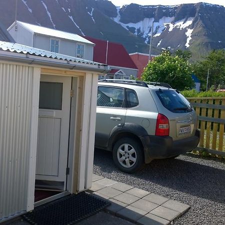 Comfortable Bungalow Isafjordur Exterior photo